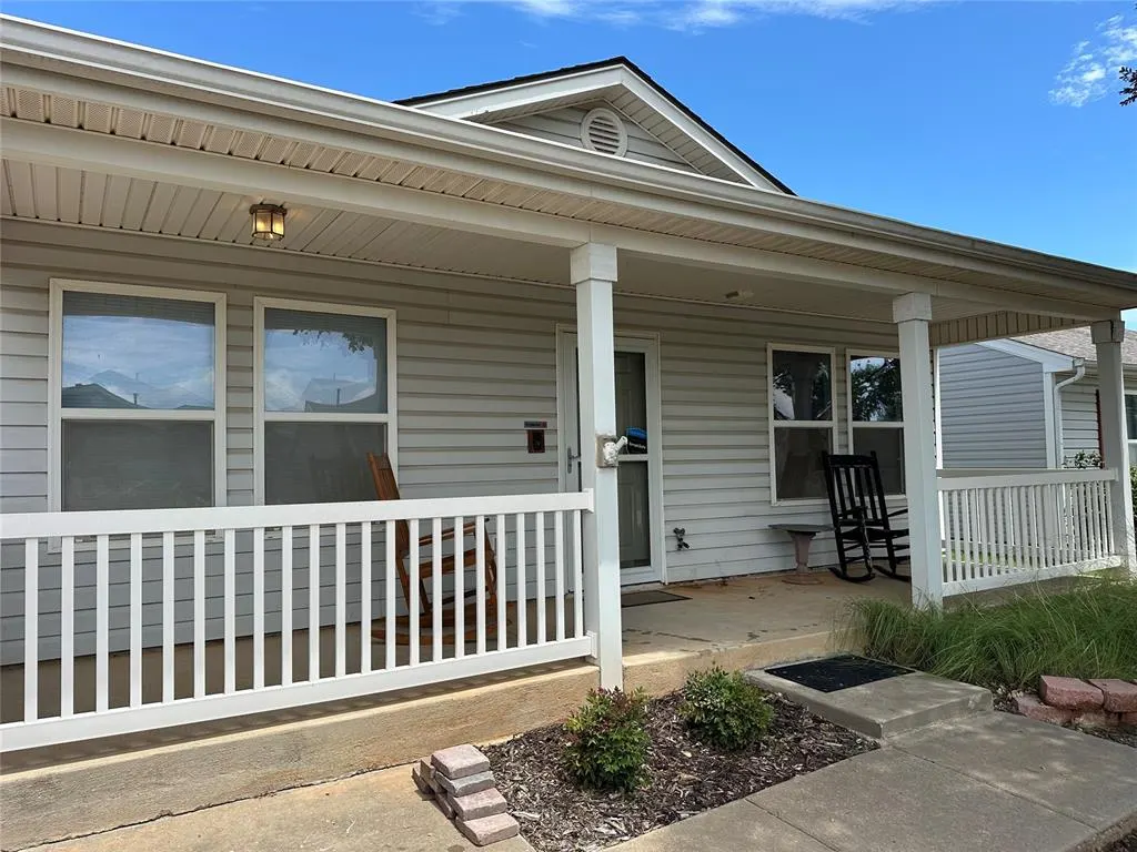 Front exterior — 501 Poppy Lane, Norman, OK 73069