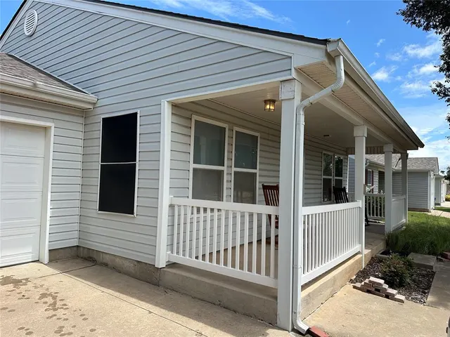Photo 3 — 501 Poppy Lane, Norman, OK 73069