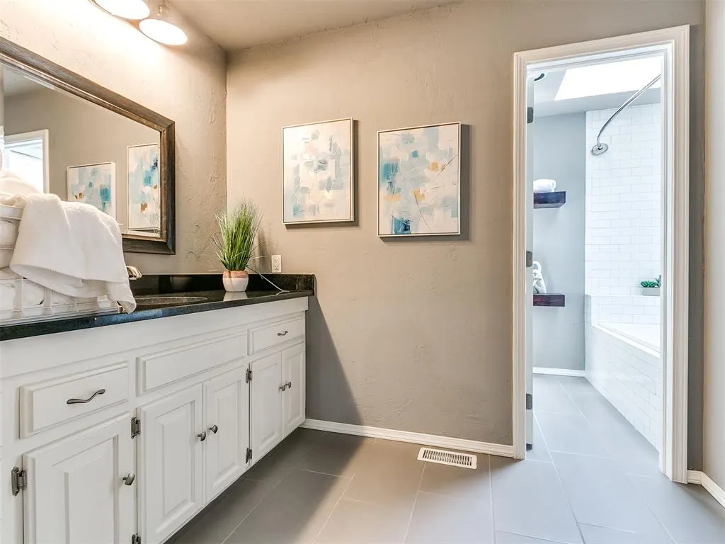 Photo 33 — 2725 NW 58th Street, Oklahoma City, OK 73112