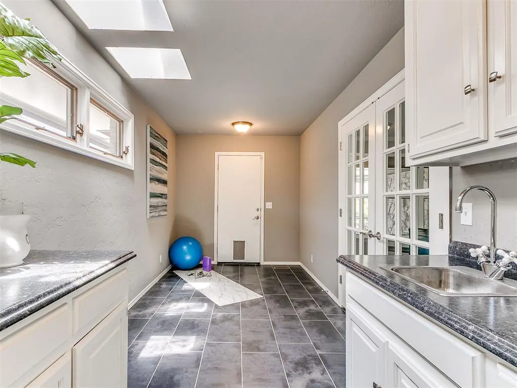 Photo 36 — 2725 NW 58th Street, Oklahoma City, OK 73112