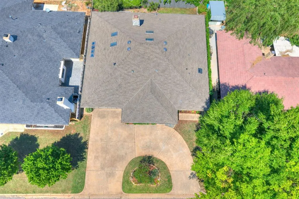 Photo 43 — 2725 NW 58th Street, Oklahoma City, OK 73112