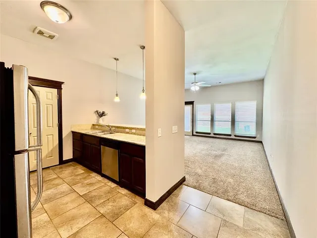 Photo 6 — 18123 Manera Way, Edmond, OK 73012
