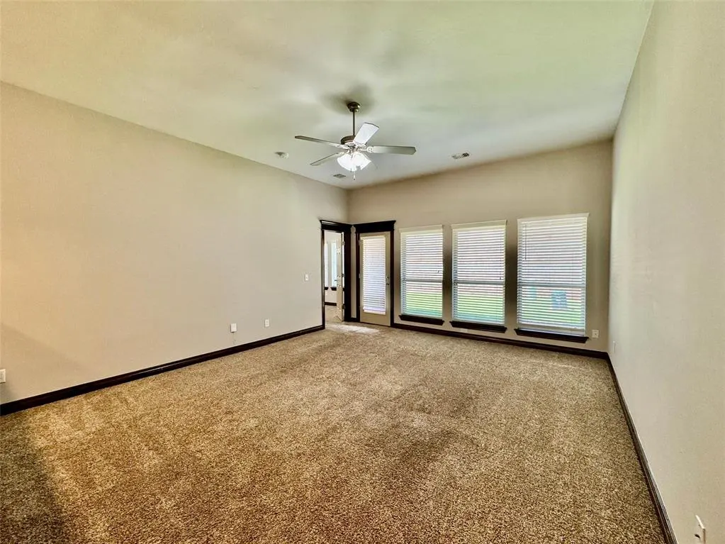 Photo 13 — 18123 Manera Way, Edmond, OK 73012