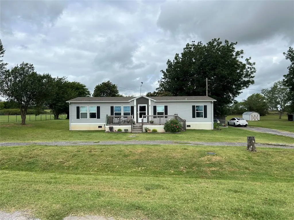 Front exterior — 314 Walter Way, Anadarko, OK 73005