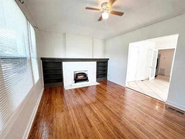 Photo 4 — 2305 NW 15th Street B, Oklahoma City, OK 73107