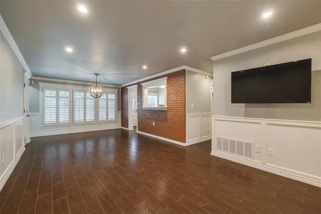 Photo 6 — 2725 NW 68th Street, Oklahoma City, OK 73116