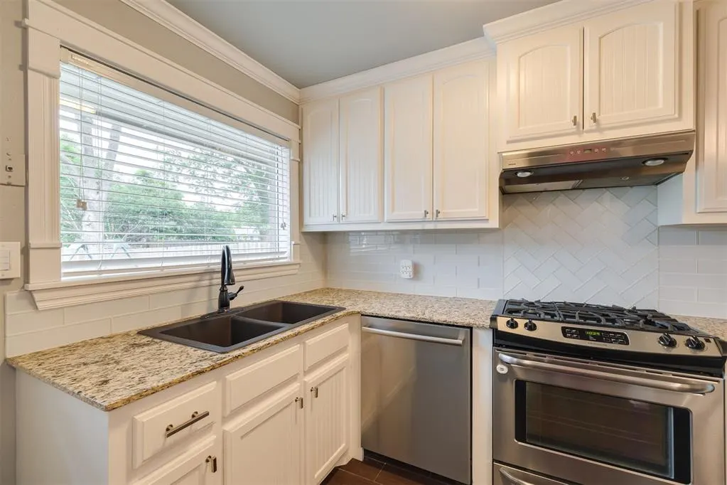 Photo 9 — 2725 NW 68th Street, Oklahoma City, OK 73116