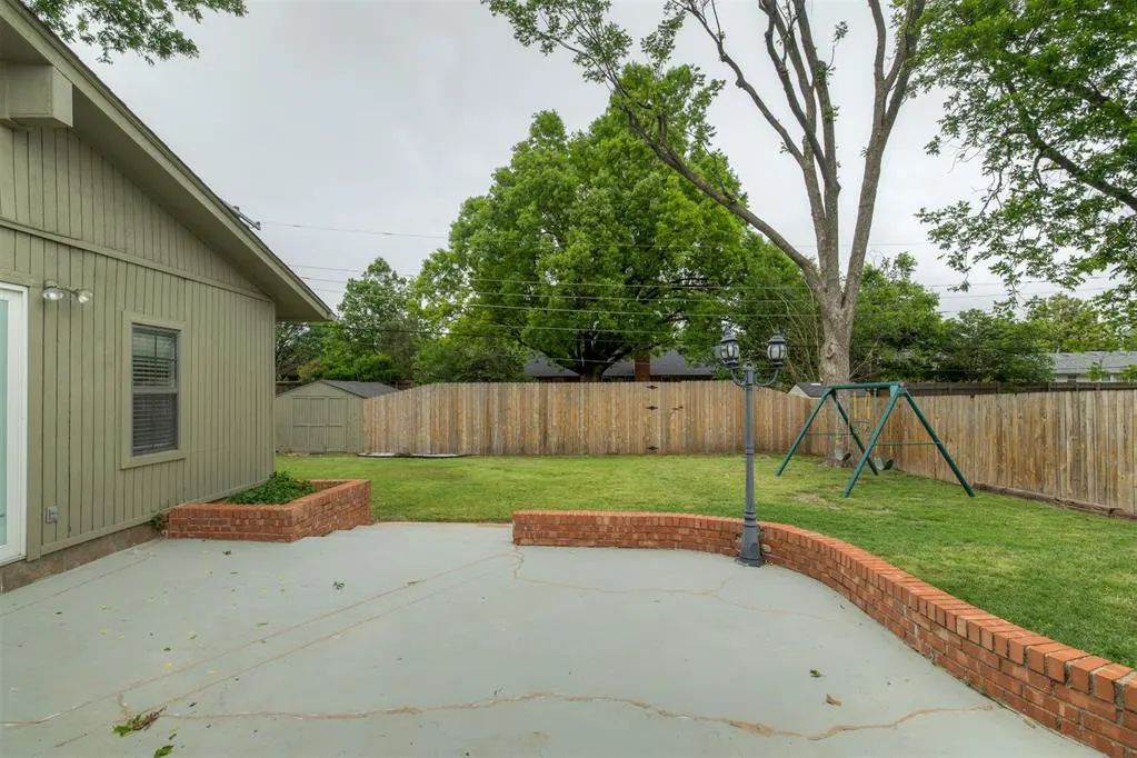 Photo 39 — 2725 NW 68th Street, Oklahoma City, OK 73116