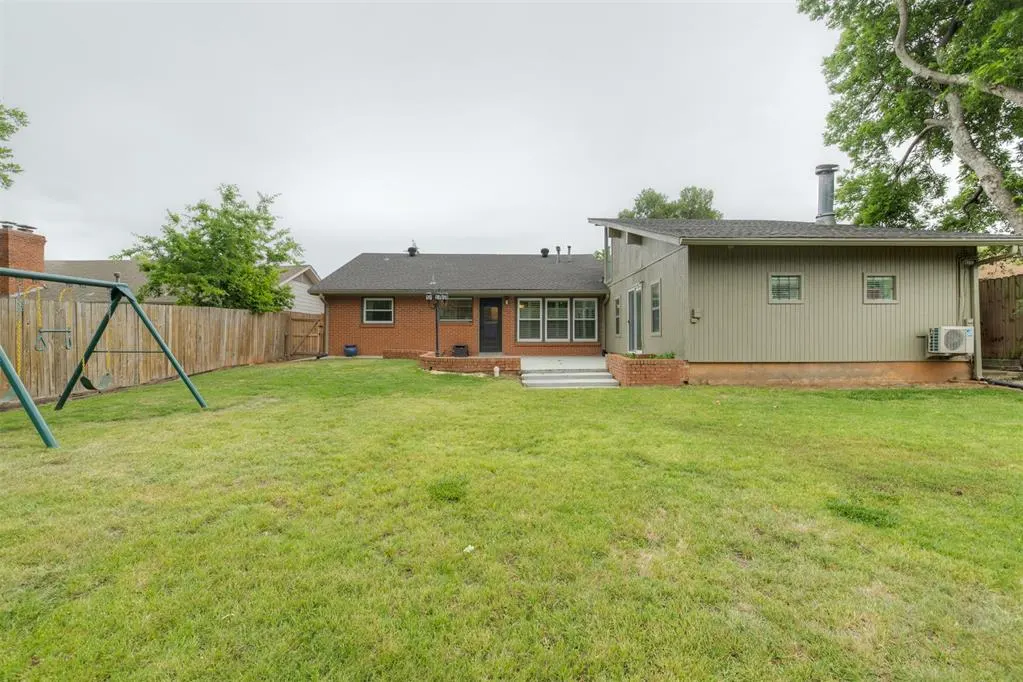 Photo 41 — 2725 NW 68th Street, Oklahoma City, OK 73116