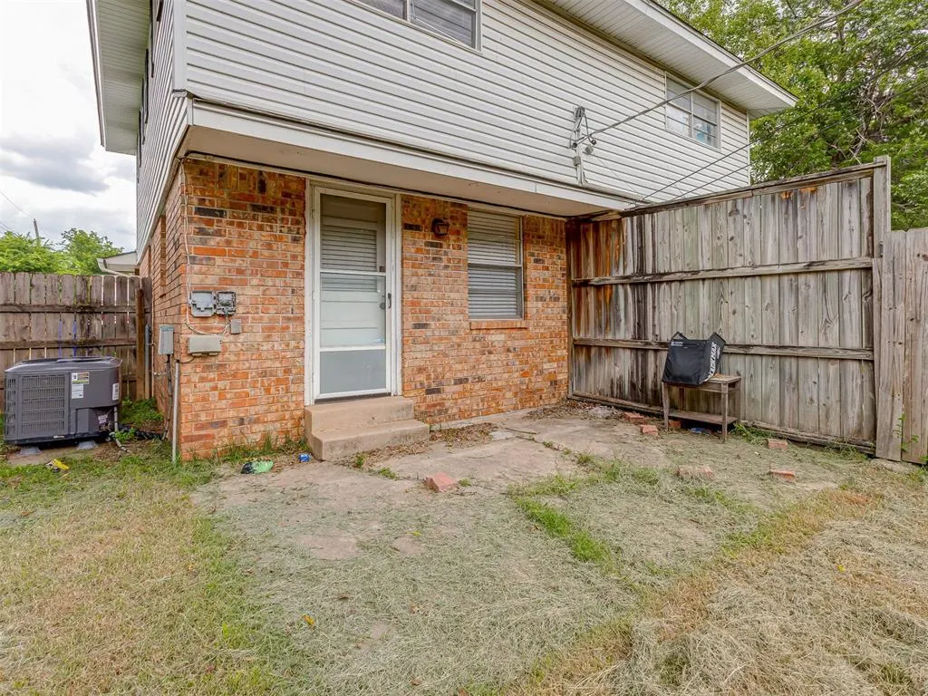 Photo 12 — 600 E Johnson Street 600, Norman, OK 73071