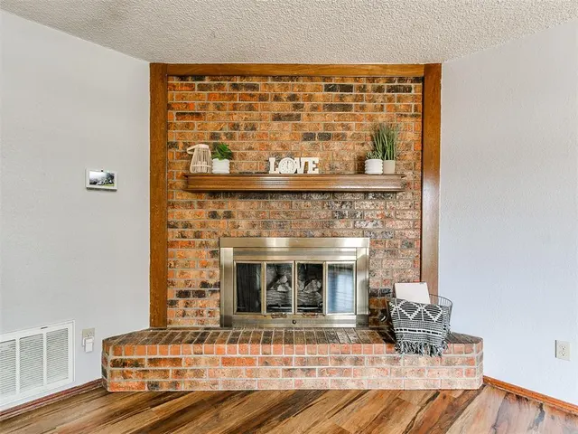 Photo 6 — 8304 Lance Drive, Oklahoma City, OK 73132