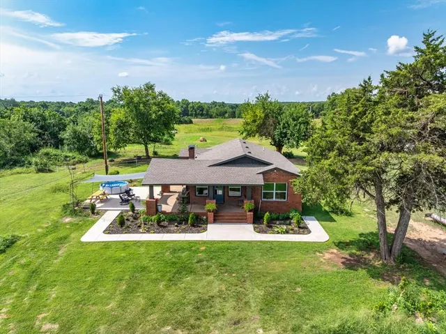 Front exterior — 52364 W 271st Street, Stroud, OK 74079