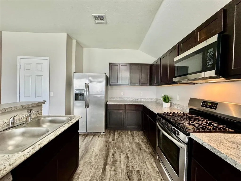 Photo 11 — 5303 Nicole Drive, Tuttle, OK 73089