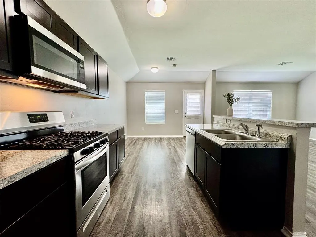 Photo 14 — 5303 Nicole Drive, Tuttle, OK 73089