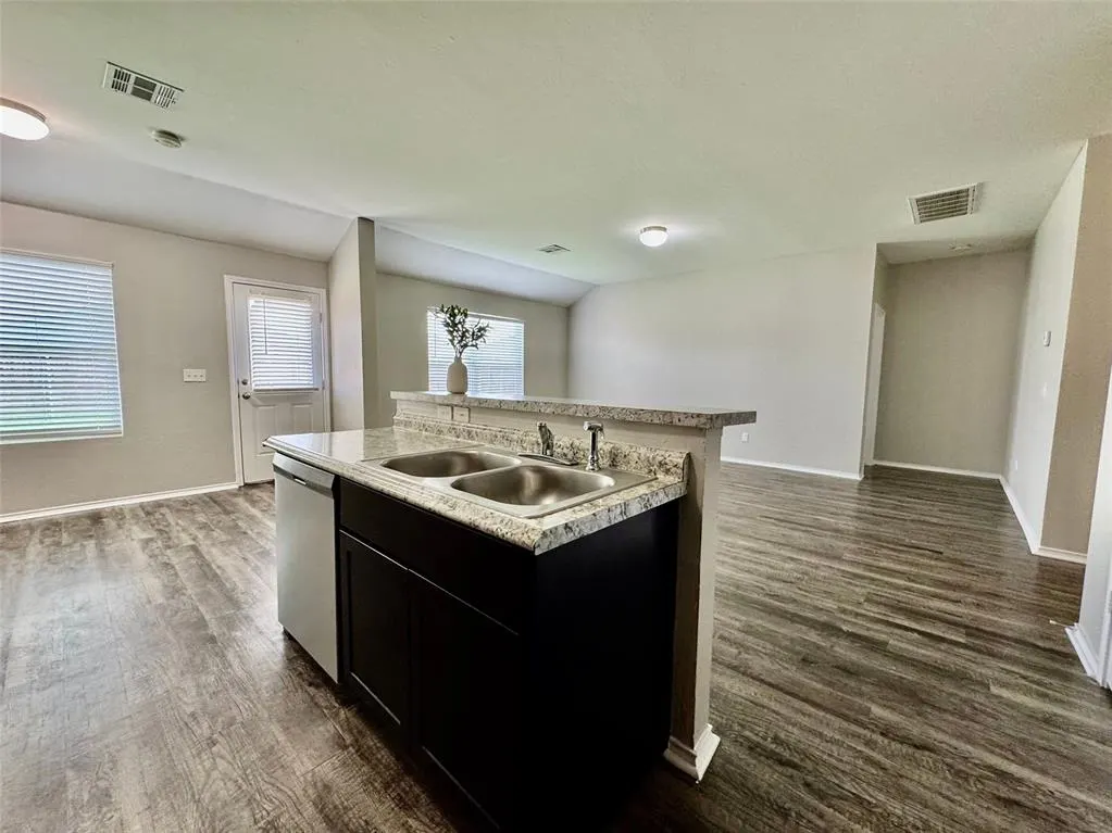 Photo 15 — 5303 Nicole Drive, Tuttle, OK 73089
