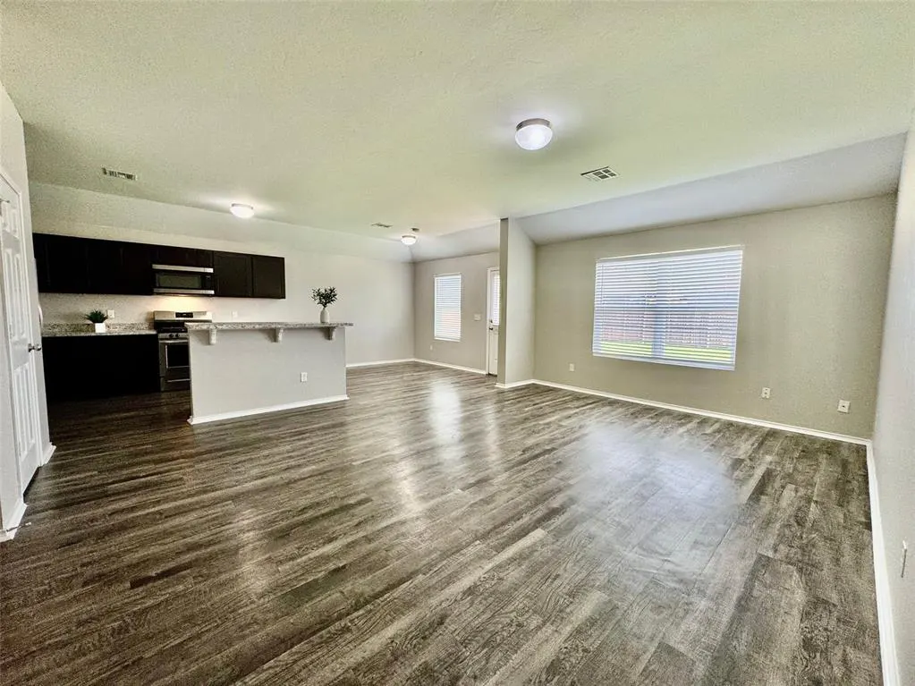 Photo 16 — 5303 Nicole Drive, Tuttle, OK 73089