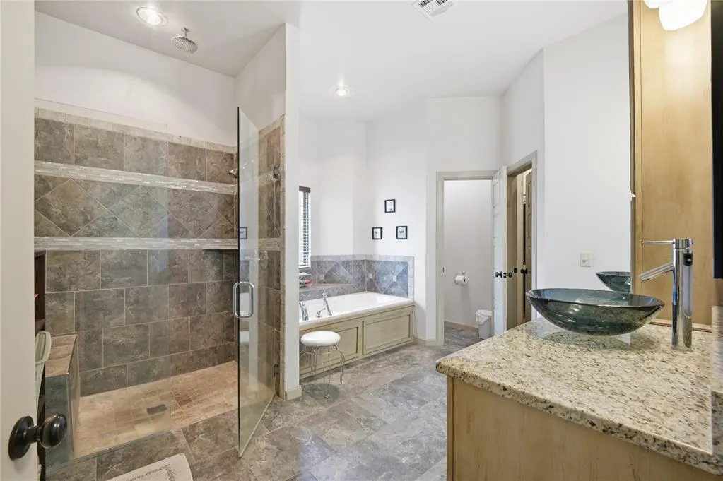 Photo 17 — 600 Del Haven Drive, Del City, OK 73115