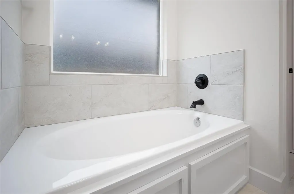 Photo 18 — 1429 Buckhorn Place, Tuttle, OK 73089