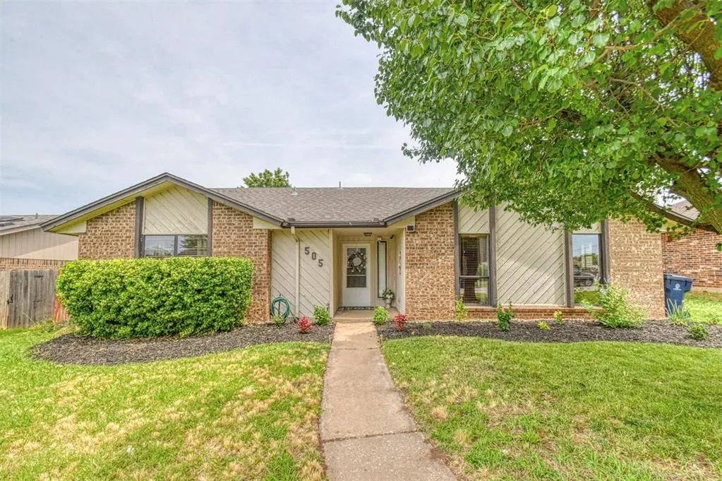 Photo 3 — 505 NW 138th Street, Edmond, OK 73013