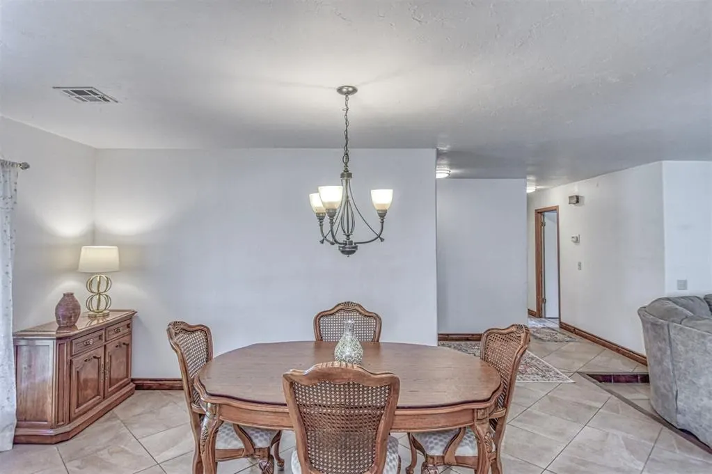 Photo 14 — 505 NW 138th Street, Edmond, OK 73013
