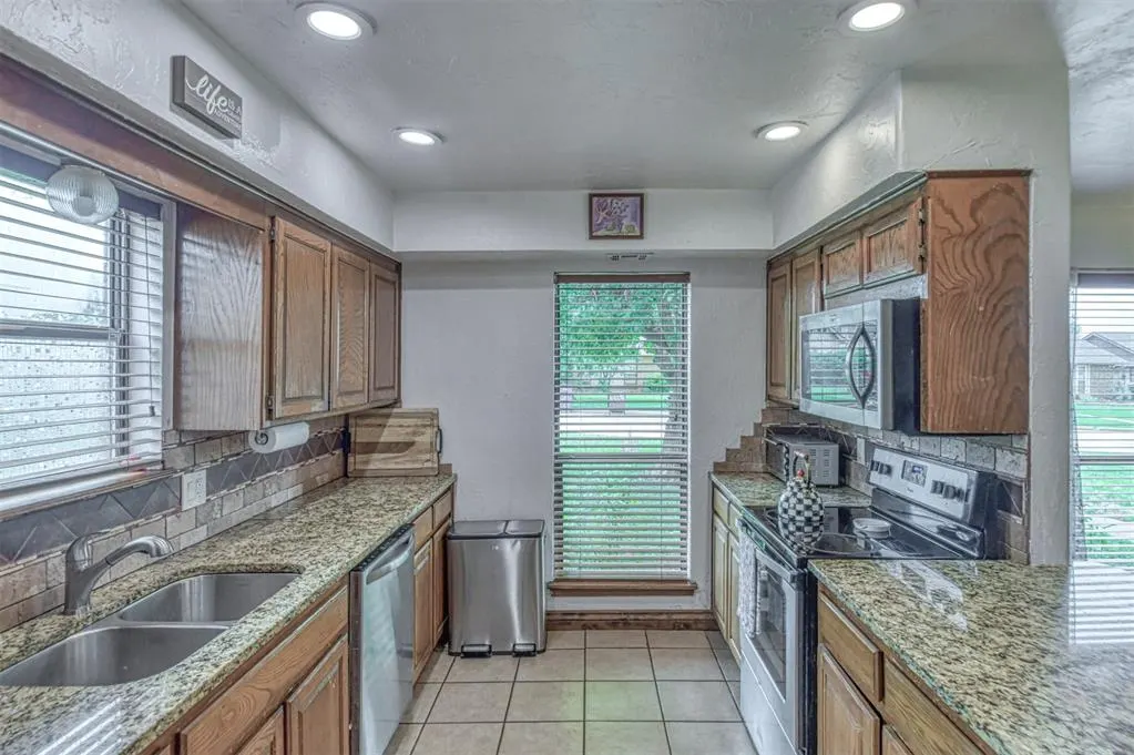 Photo 16 — 505 NW 138th Street, Edmond, OK 73013