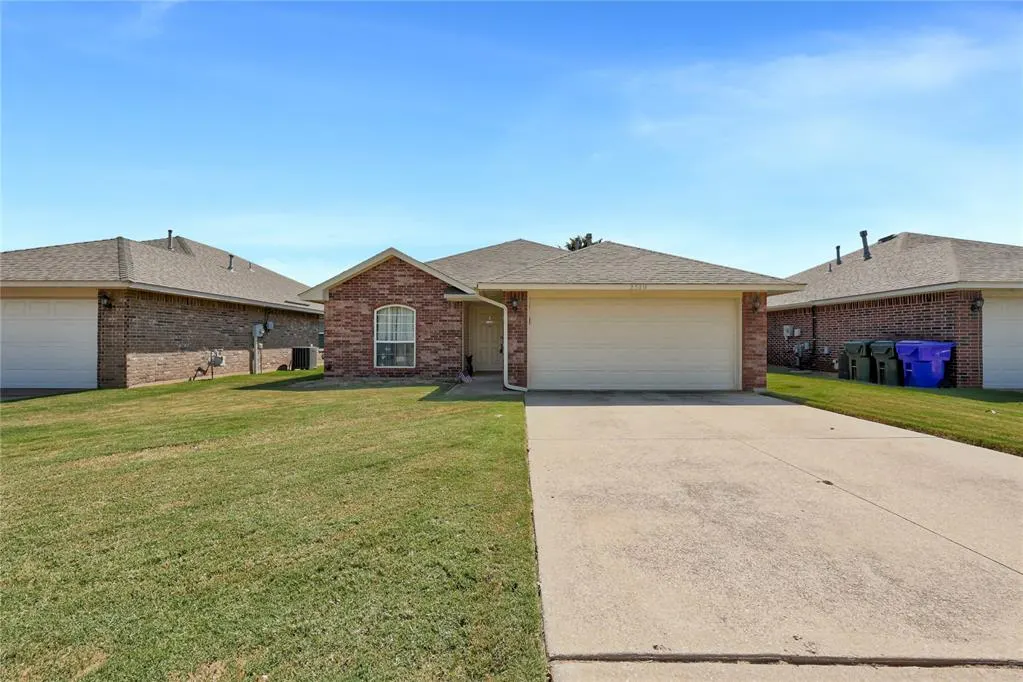 Photo 2 — 2509 Northern Hills Road, Norman, OK 73071