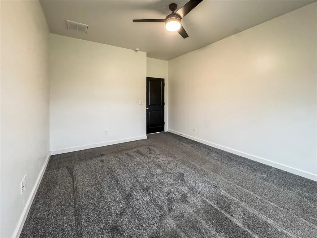 Photo 10 — 305 E 7th Street, Arcadia, OK 73007