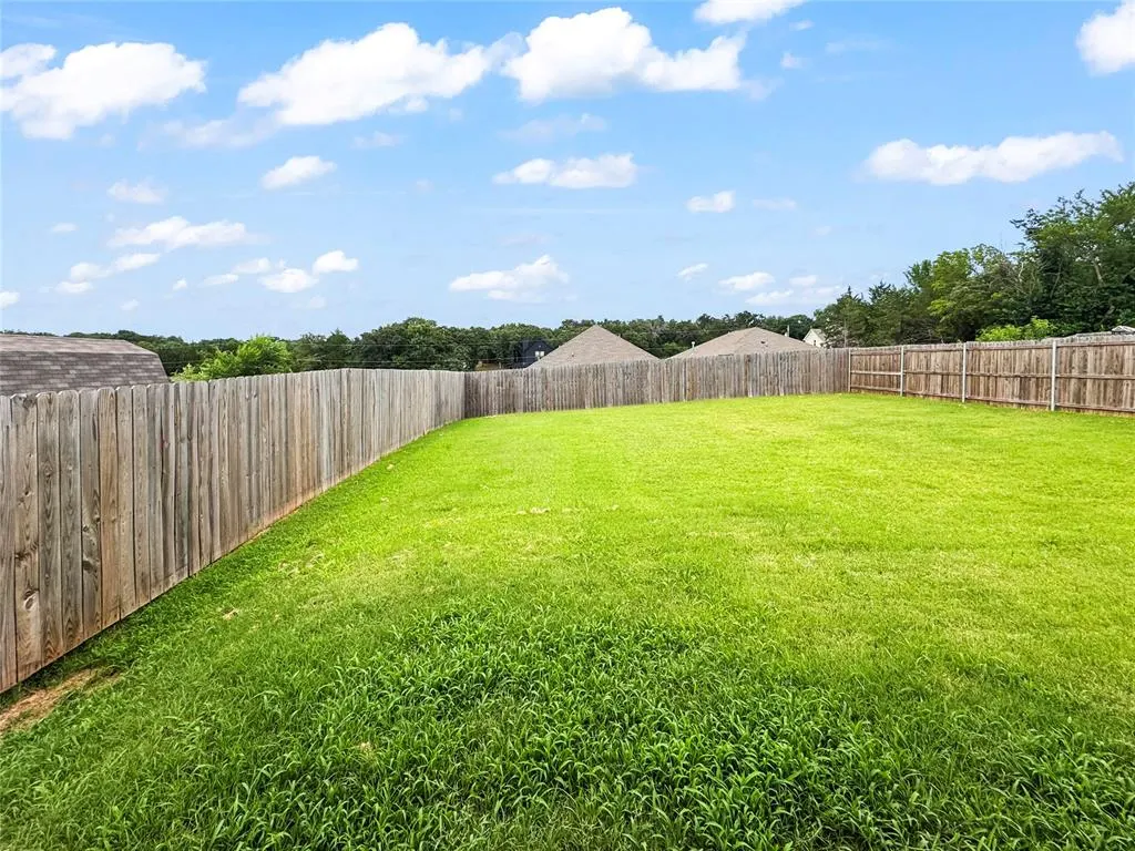 Photo 18 — 305 E 7th Street, Arcadia, OK 73007