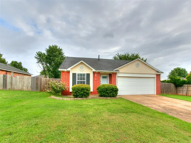 Photo 2 — 905 Boot Hill Lane, Noble, OK 73068