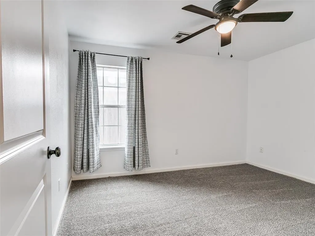 Photo 10 — 905 Boot Hill Lane, Noble, OK 73068