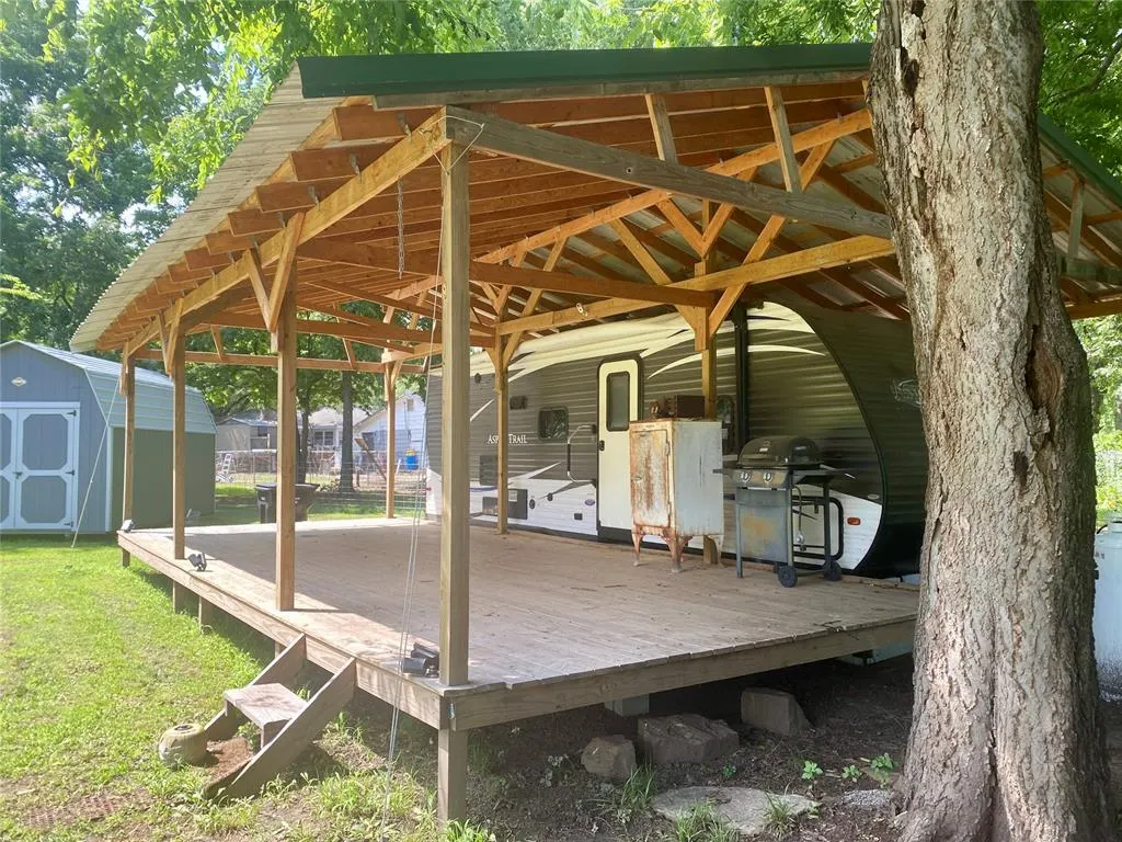 Photo 5 — 311 E Saint Louis Street, Wetumka, OK 74883