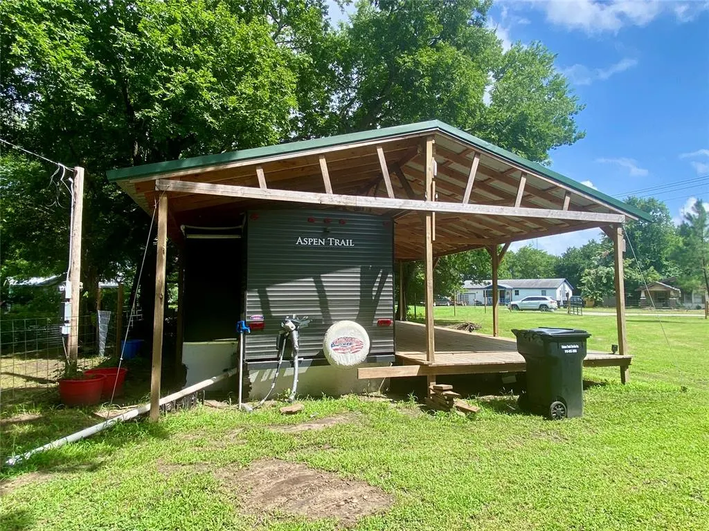 Photo 7 — 311 E Saint Louis Street, Wetumka, OK 74883