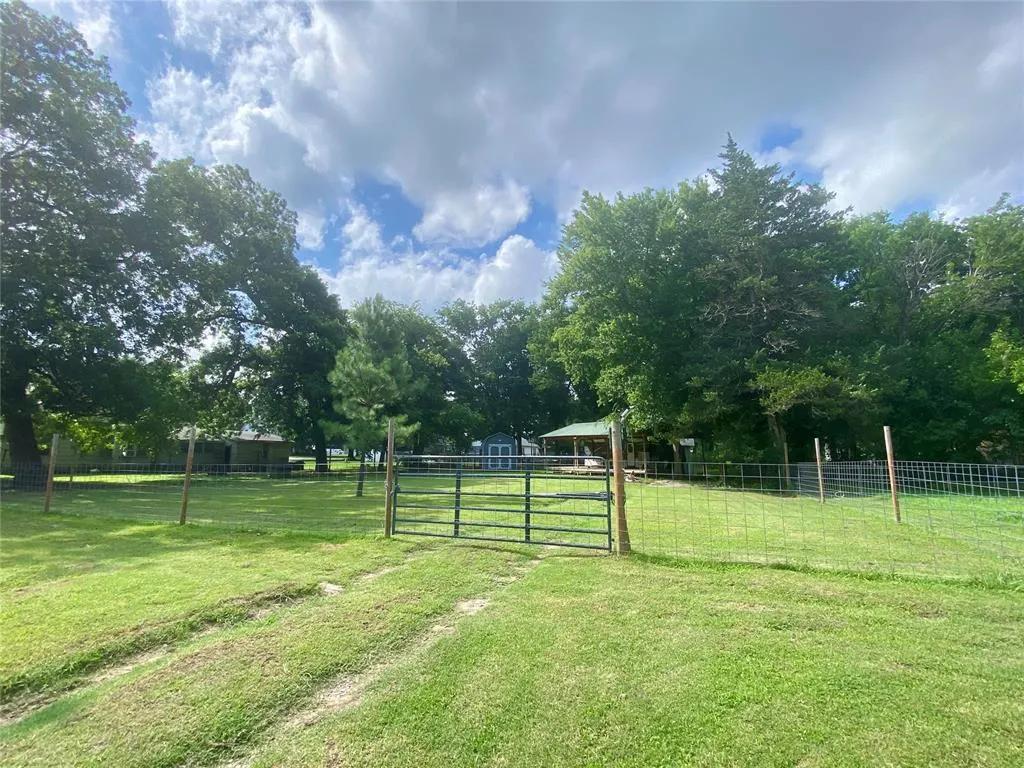 Photo 13 — 311 E Saint Louis Street, Wetumka, OK 74883