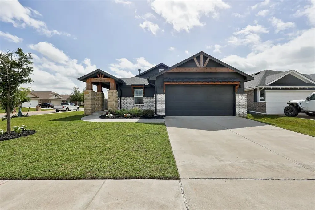 Front exterior — 15924 Flat Hill Lane, Oklahoma City, OK 73170