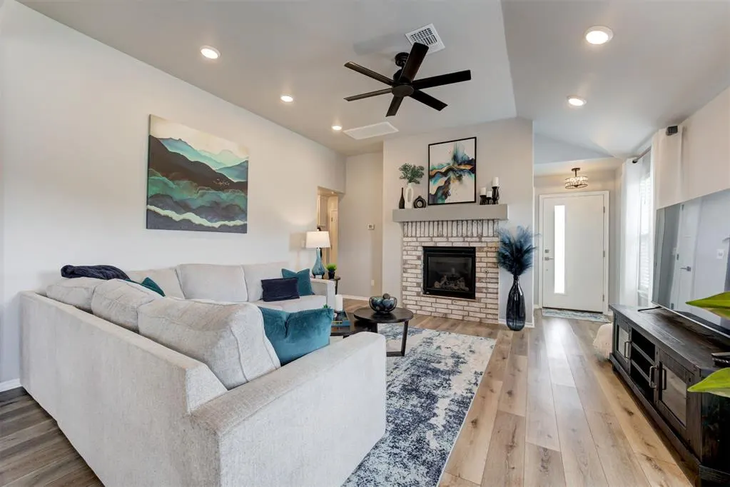 Photo 8 — 15924 Flat Hill Lane, Oklahoma City, OK 73170