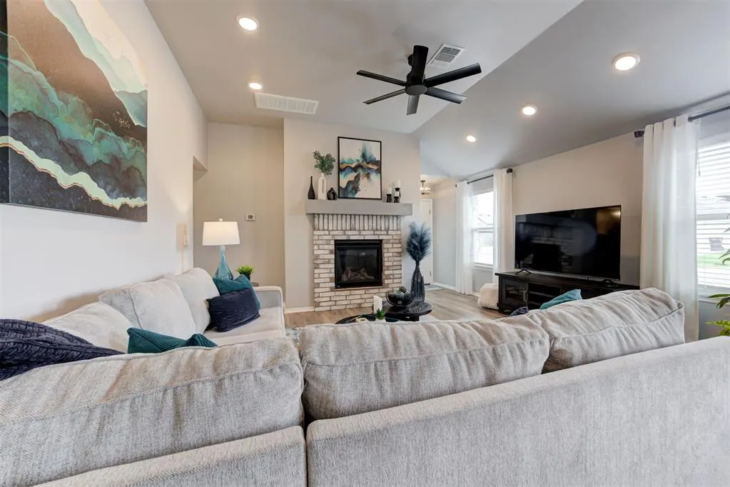 Photo 9 — 15924 Flat Hill Lane, Oklahoma City, OK 73170