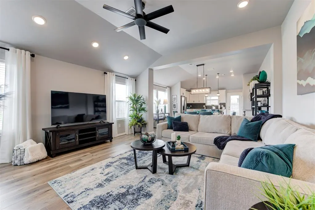 Photo 10 — 15924 Flat Hill Lane, Oklahoma City, OK 73170