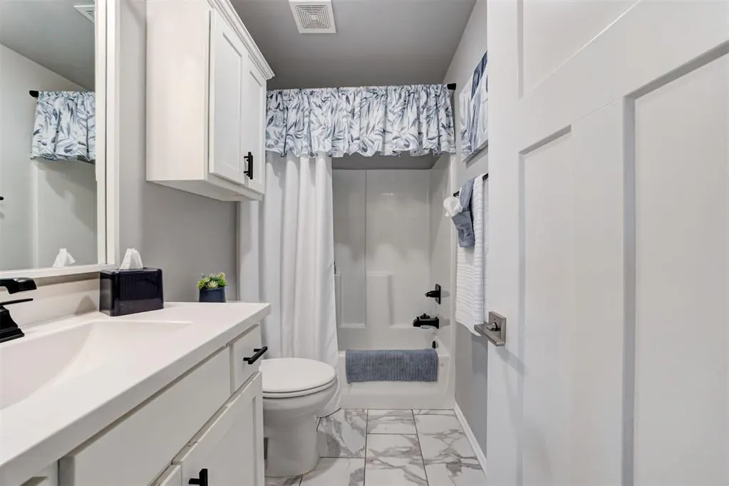 Photo 36 — 15924 Flat Hill Lane, Oklahoma City, OK 73170