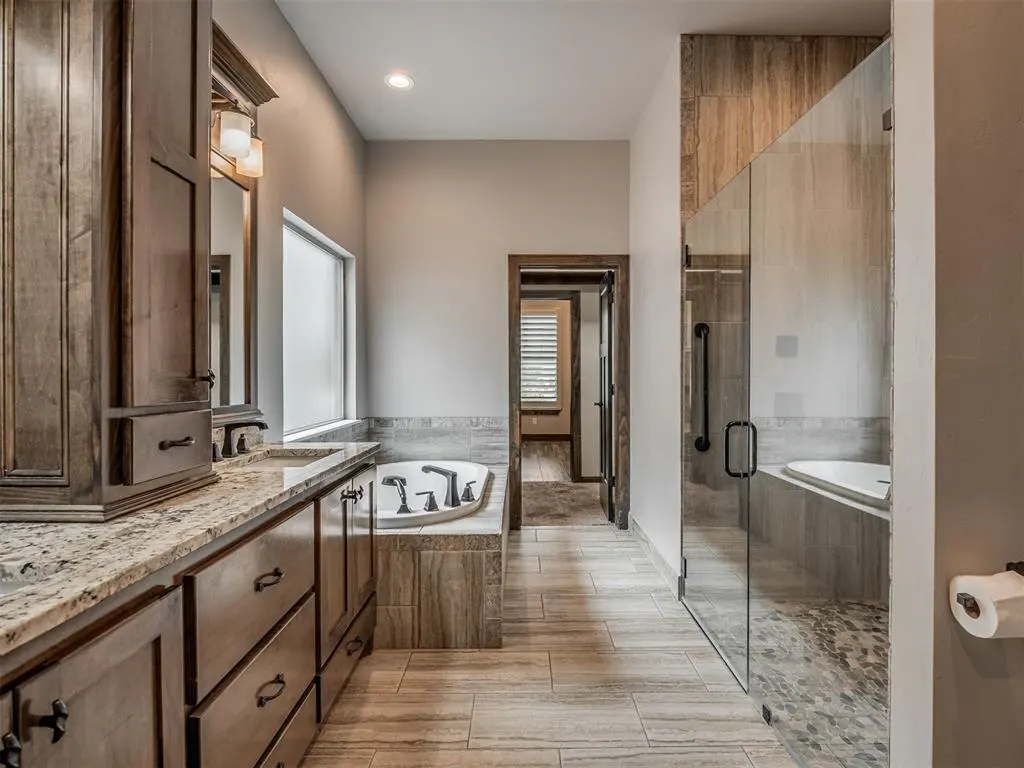 Photo 23 — 3715 Timberbrook Drive, Norman, OK 73069
