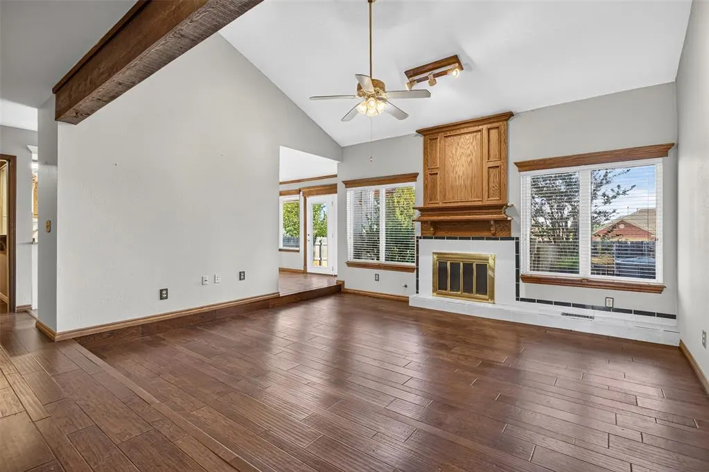 Photo 5 — 5808 Hefner Village Court, Oklahoma City, OK 73162
