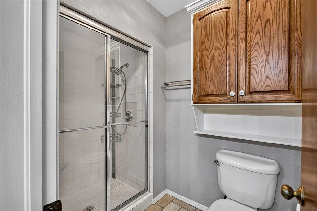 Photo 24 — 5808 Hefner Village Court, Oklahoma City, OK 73162