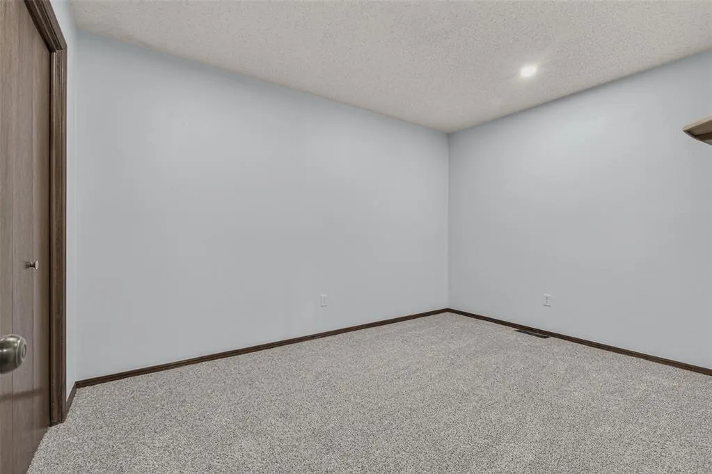 Photo 31 — 5808 Hefner Village Court, Oklahoma City, OK 73162