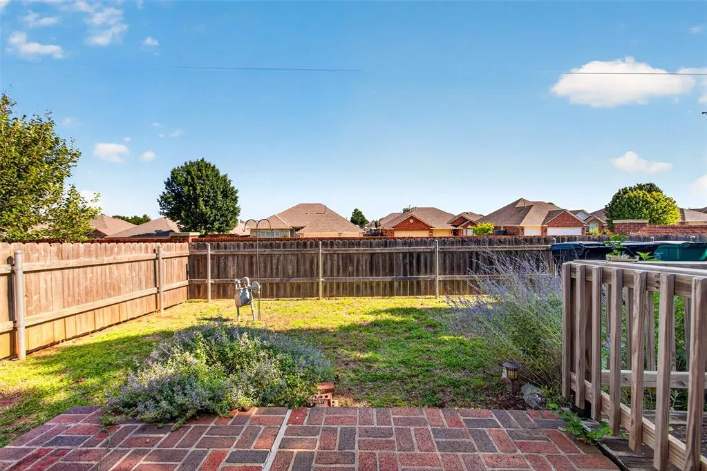 Photo 37 — 5808 Hefner Village Court, Oklahoma City, OK 73162