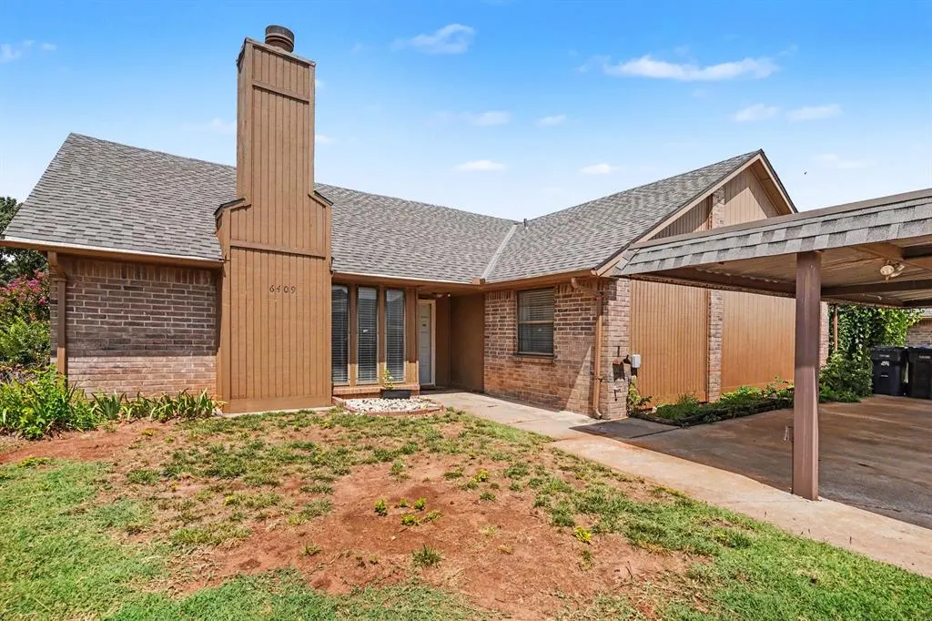 Photo 2 — 6409 Lyrewood Terrace, Oklahoma City, OK 73132