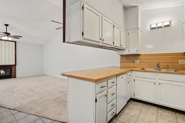 Photo 8 — 6409 Lyrewood Terrace, Oklahoma City, OK 73132
