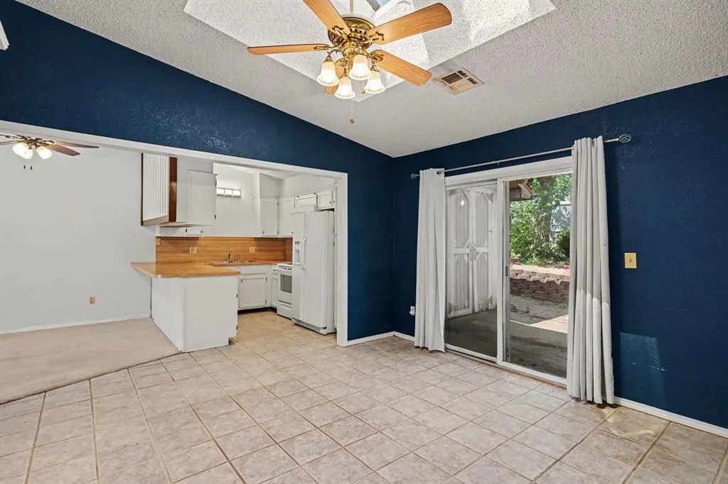Photo 13 — 6409 Lyrewood Terrace, Oklahoma City, OK 73132