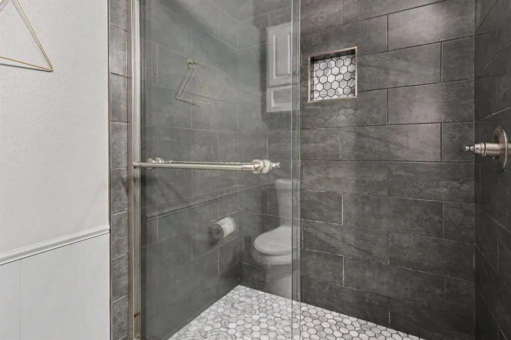 Photo 18 — 6409 Lyrewood Terrace, Oklahoma City, OK 73132