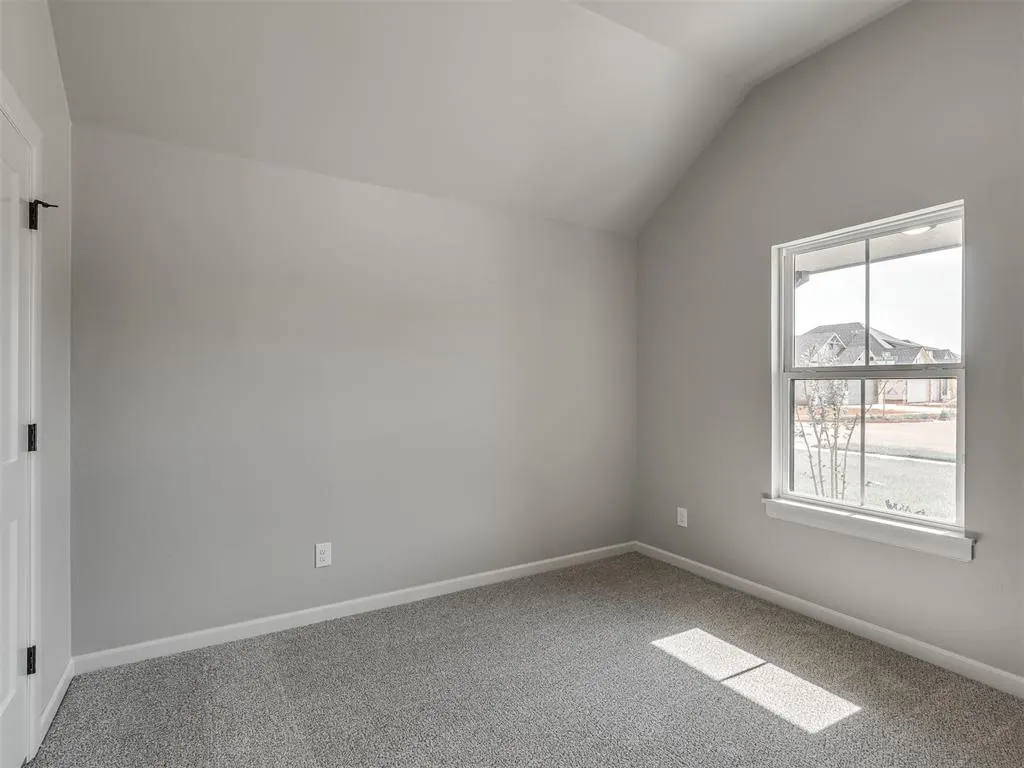 Photo 19 — 4901 Misty Wood Lane, Mustang, OK 73064