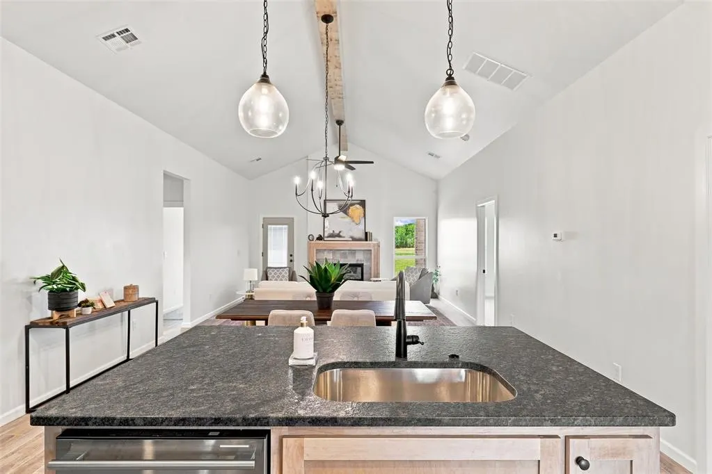 Photo 6 — 4817 Misty Wood Lane, Mustang, OK 73064