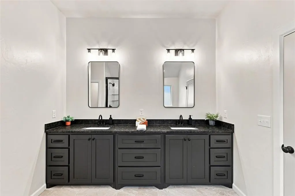 Photo 21 — 4817 Misty Wood Lane, Mustang, OK 73064